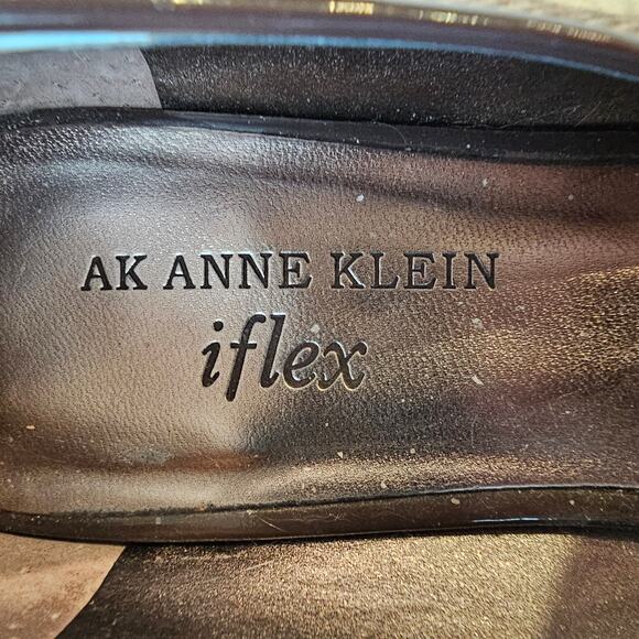 Anne Klein Women's iflex Jette Flower Fabric Slip On Mini Kitten Heel 7.5M Brown - Picture 4 of 6